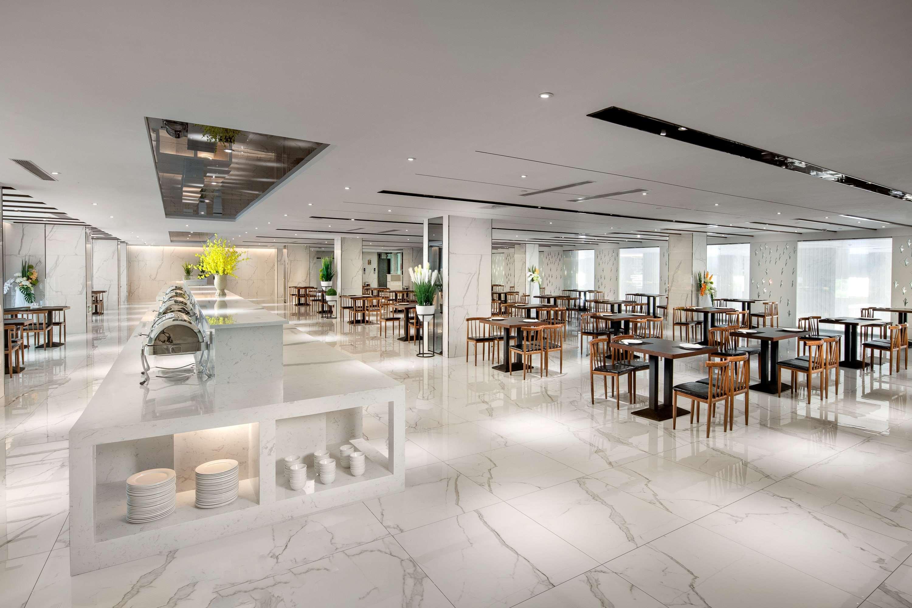 Ramada By Wyndham Mengzi Suites エクステリア 写真
